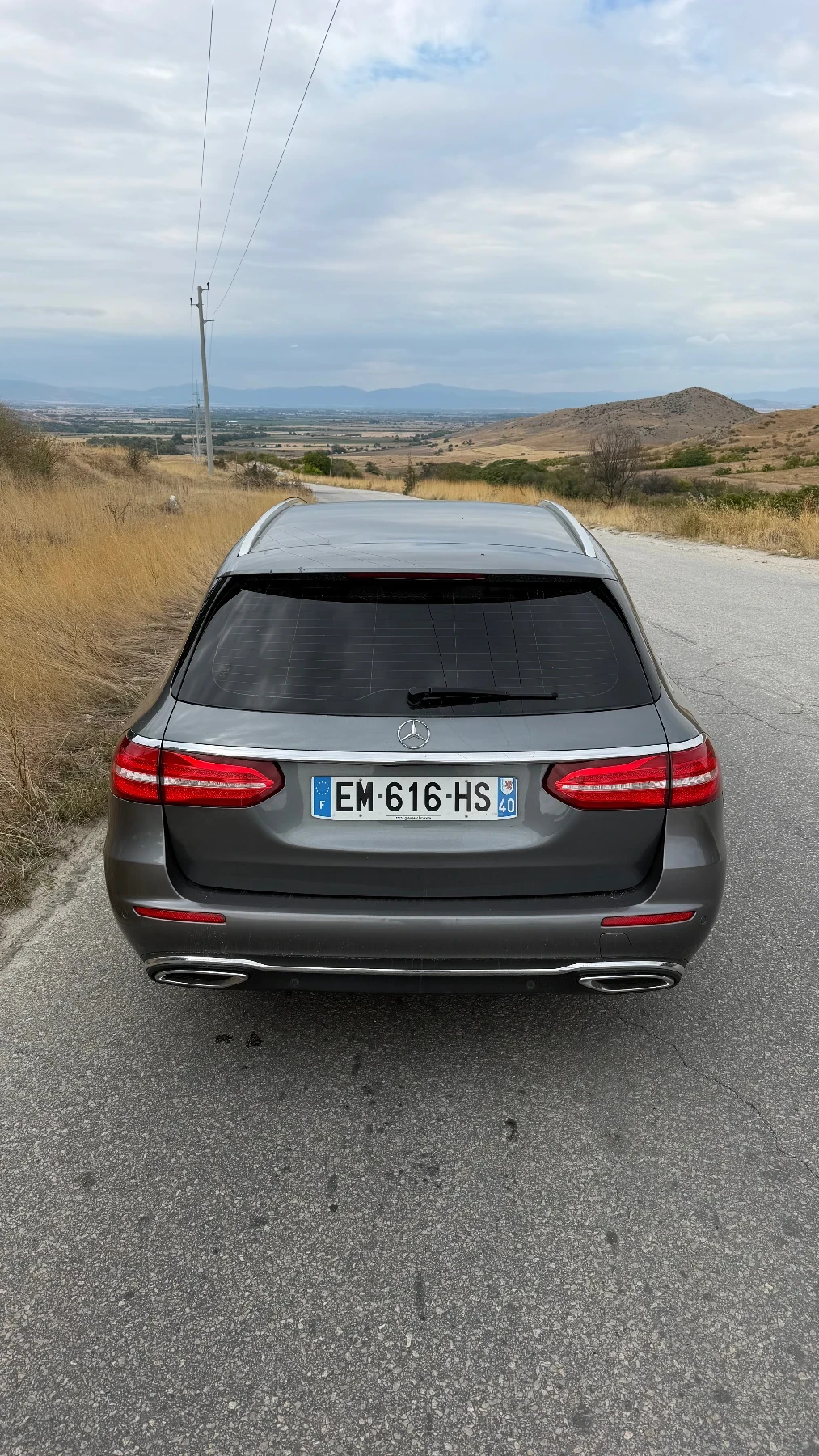 Mercedes-Benz E 220 Цена с ДДС, снимка 3 - Автомобили и джипове - 56269871