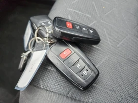 Toyota Rav4 * XLE * CARFAX *  - 38200 лв. / 19531.35 € - 53062742 8