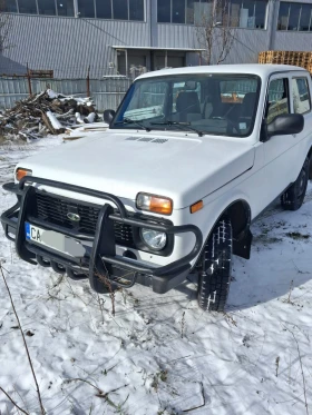 Lada Niva 21214 Газов инжекцион , снимка 1