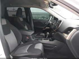 Jeep Cherokee | Mobile.bg � ����� ������ 12