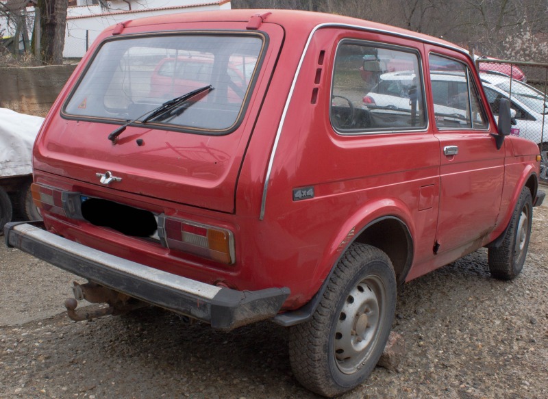 Lada Niva 1.6, снимка 6 - Автомобили и джипове - 45977820