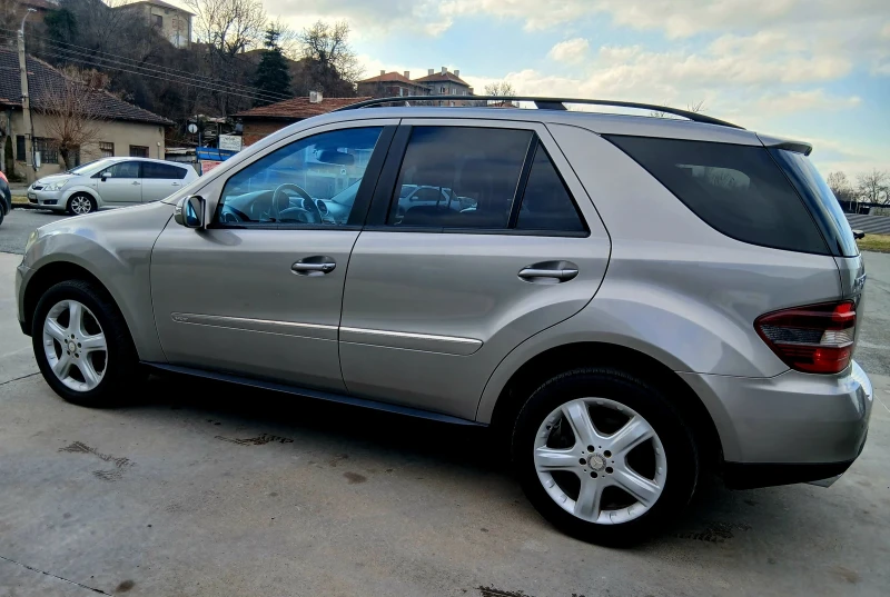 Mercedes-Benz ML 320 320 Sport , снимка 5 - Автомобили и джипове - 48483003