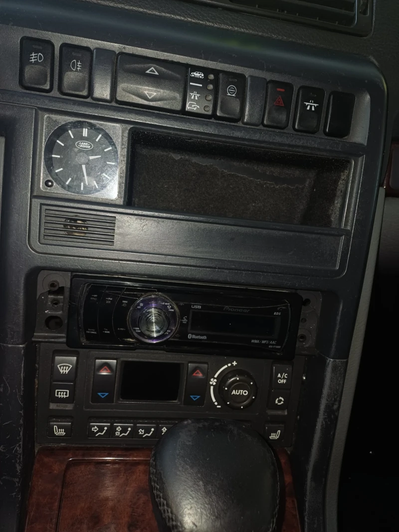 Land Rover Range rover, снимка 15 - Автомобили и джипове - 52178696