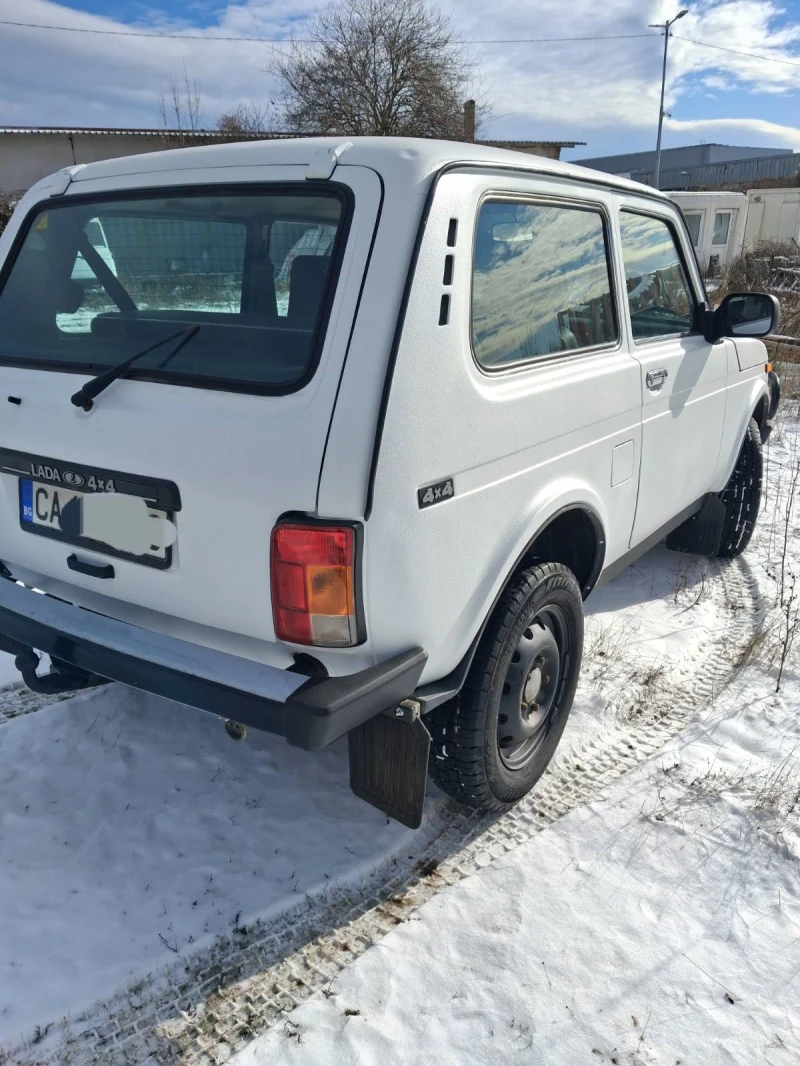 Lada Niva 21214 Газов инжекцион , снимка 4 - Автомобили и джипове - 53043641
