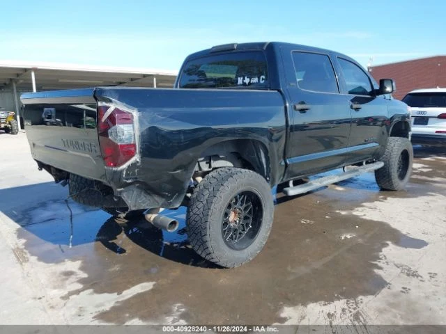 Toyota Tundra TUNDRA SR5 4.6L V8 минимална щета отзад .проверена, снимка 4 - Автомобили и джипове - 48726393