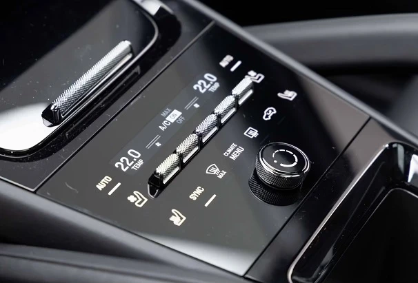 Porsche Cayenne Coupe = NEW = SportDesign Гаранция, снимка 12 - Автомобили и джипове - 54125866