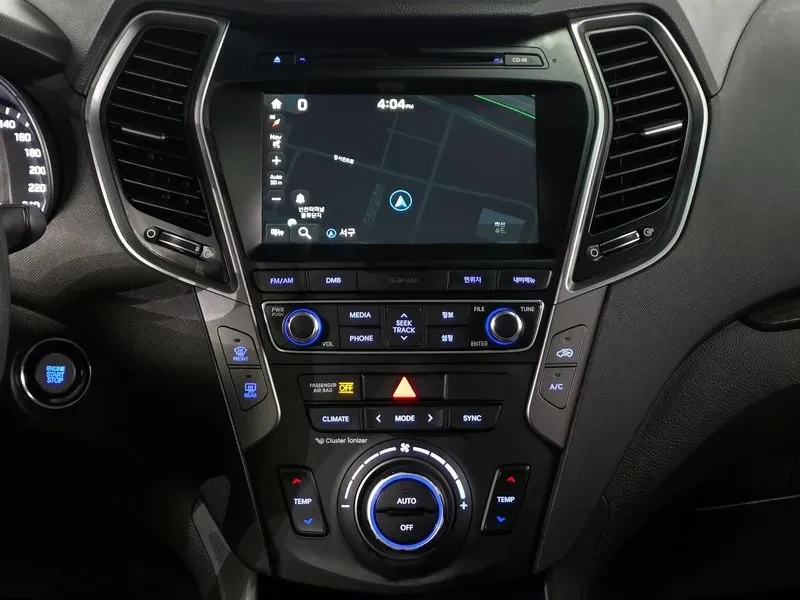 Hyundai Santa fe 2.0 2WD, снимка 13 - Автомобили и джипове - 55558575
