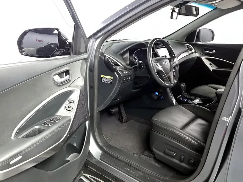 Hyundai Santa fe 2.0 2WD, снимка 10 - Автомобили и джипове - 55558575
