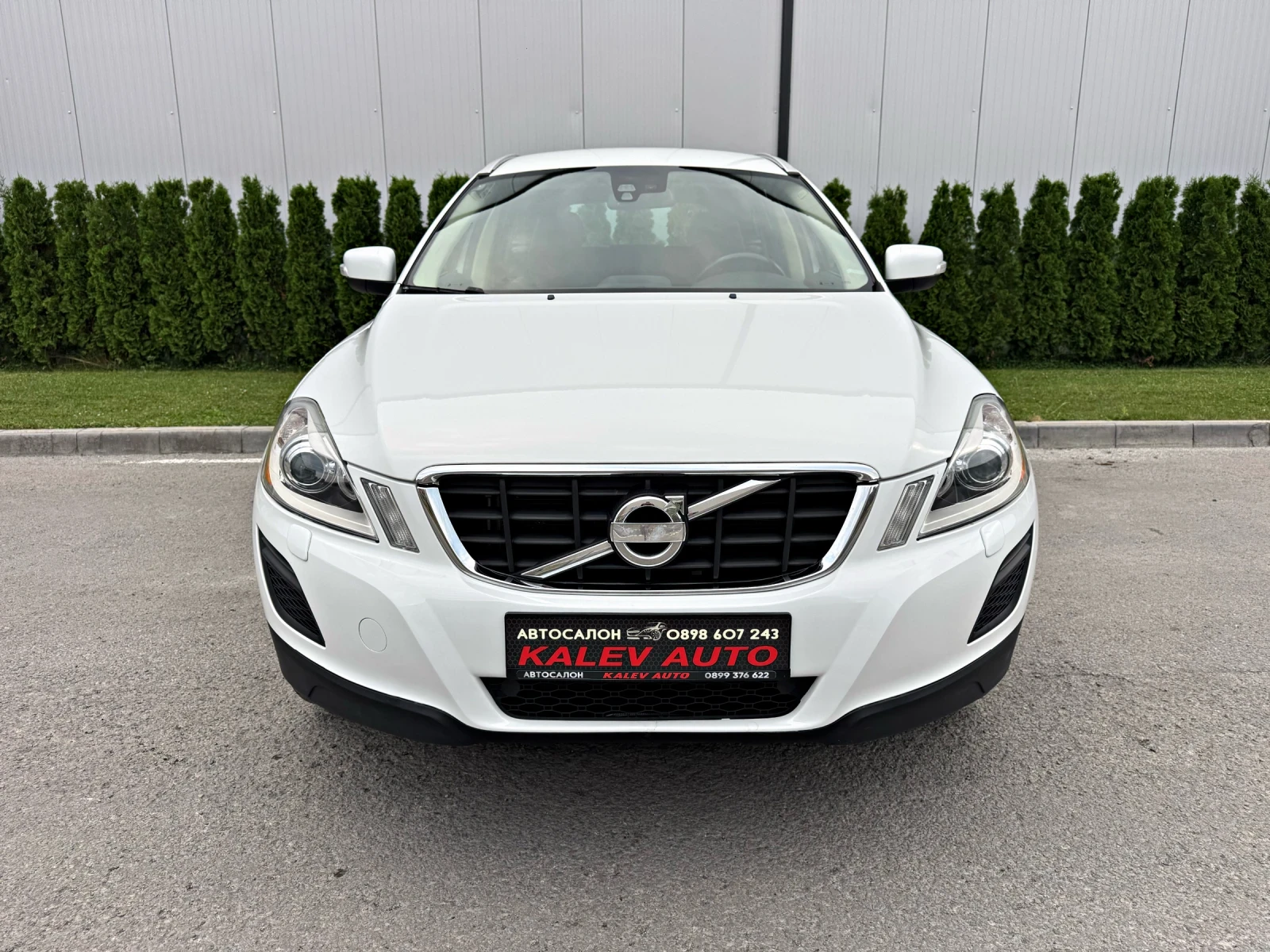 Volvo XC60 2.4D5 AWD/Navi/ШВЕЙЦАРИЯ!!! - изображение 2