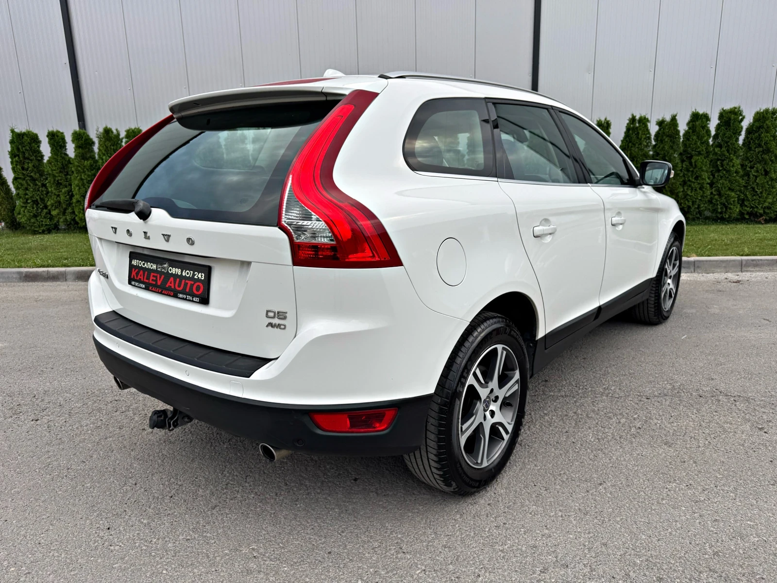 Volvo XC60 2.4D5 AWD/Navi/ШВЕЙЦАРИЯ!!! - изображение 6