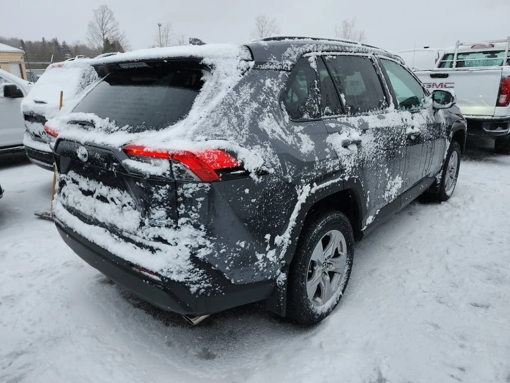 Toyota Rav4 * XLE * CARFAX *  - изображение 3