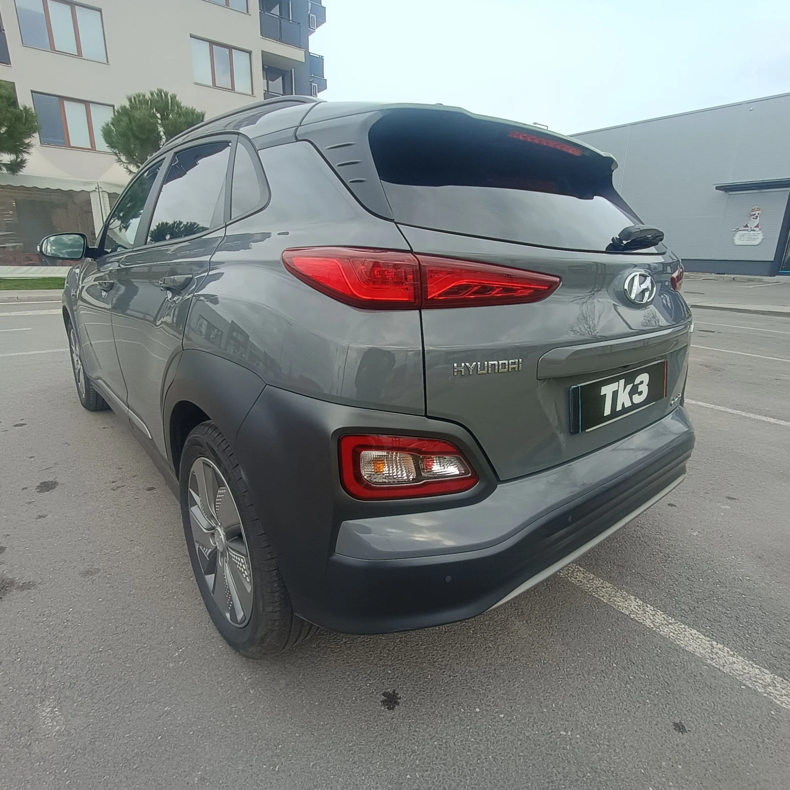 Hyundai Kona 64kw, PREMIUM, Teрмопомпа, снимка 3 - Автомобили и джипове - 53921595