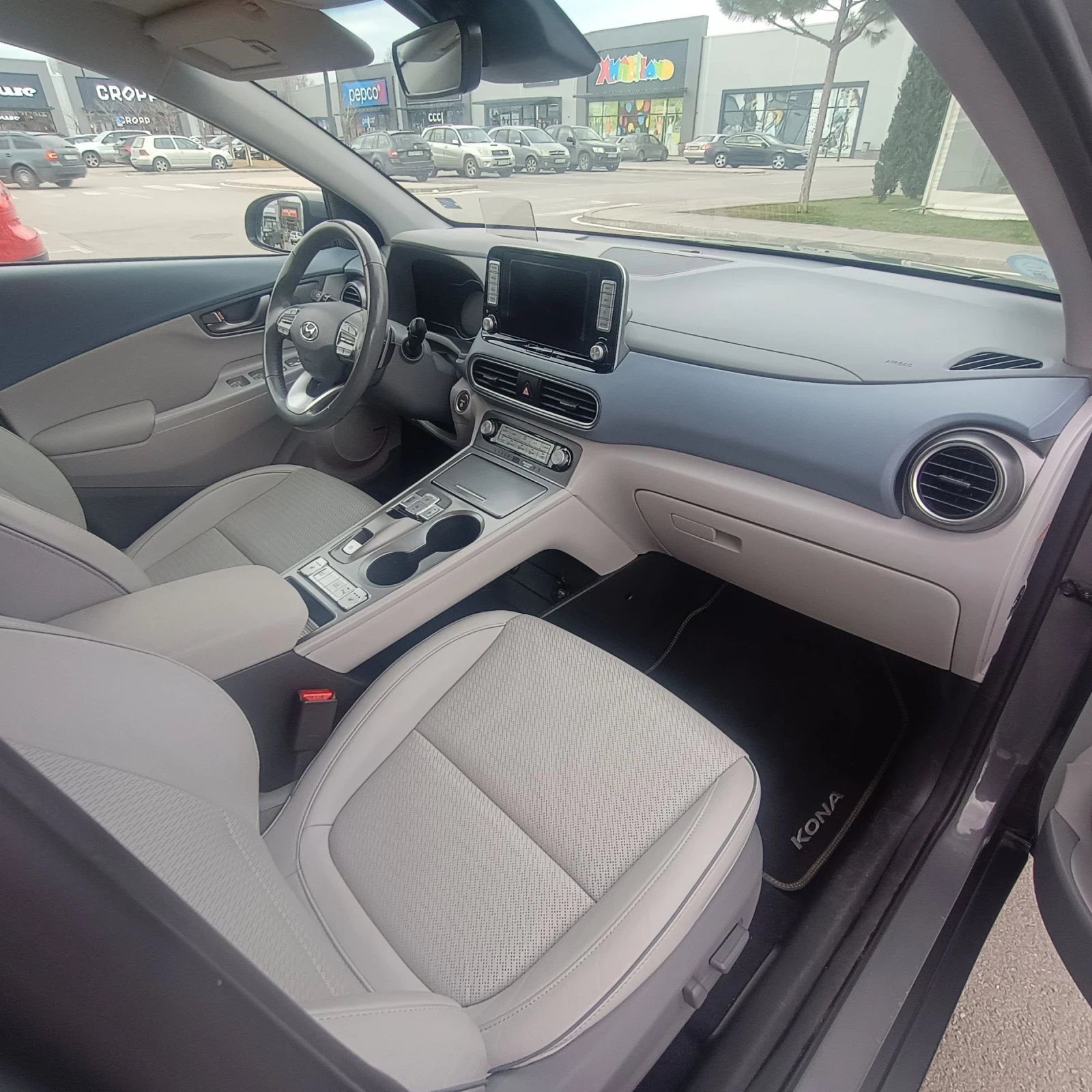 Hyundai Kona 64kw, PREMIUM, Teрмопомпа, снимка 9 - Автомобили и джипове - 53921595