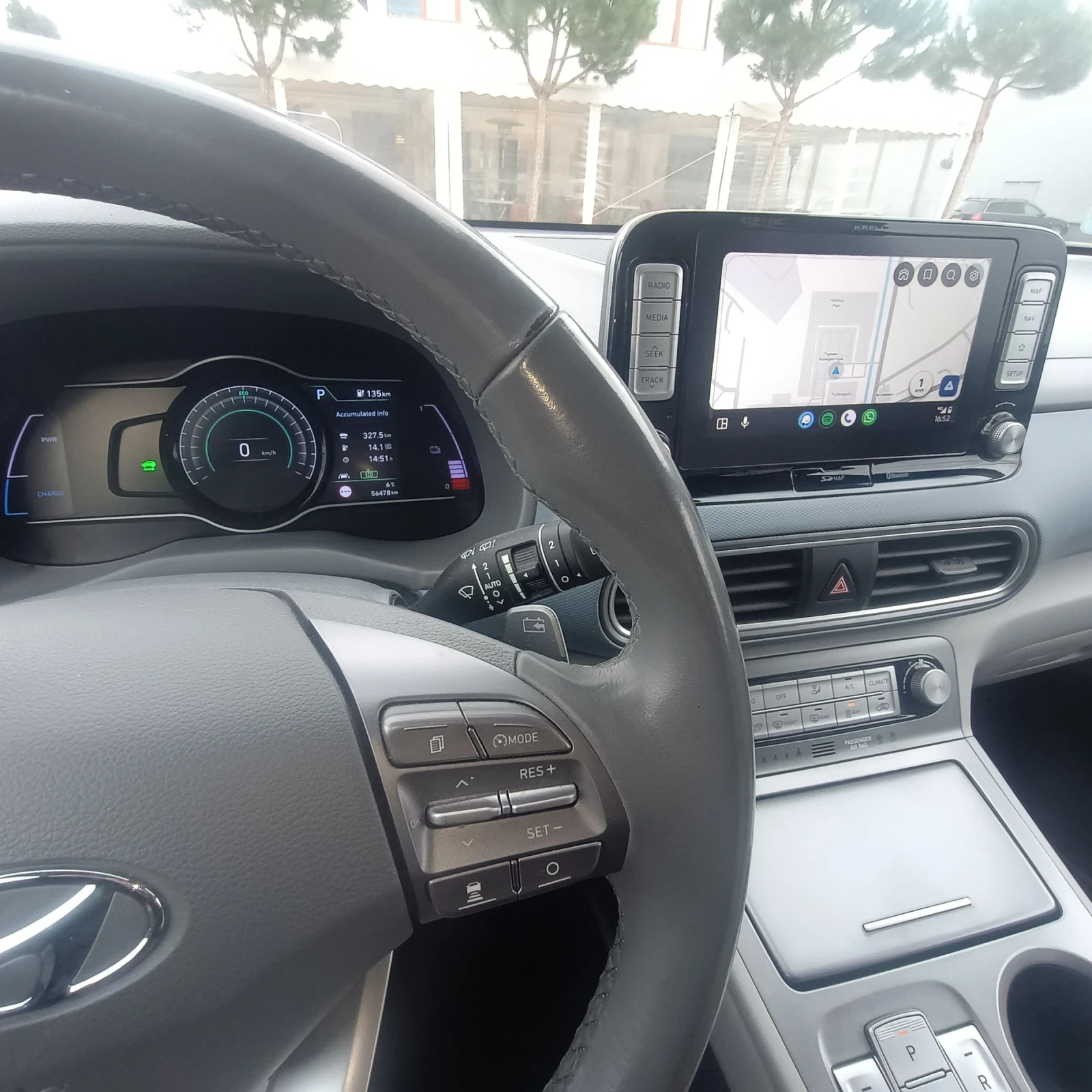 Hyundai Kona 64kw, PREMIUM, Teрмопомпа, снимка 14 - Автомобили и джипове - 53921595