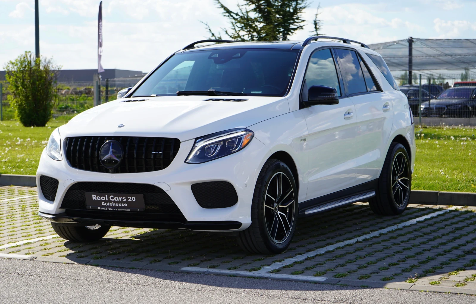 Mercedes-Benz GLE 43 AMG DISTR* PANO* CARBON* 360 CAM* KEYLESS* H/K* 