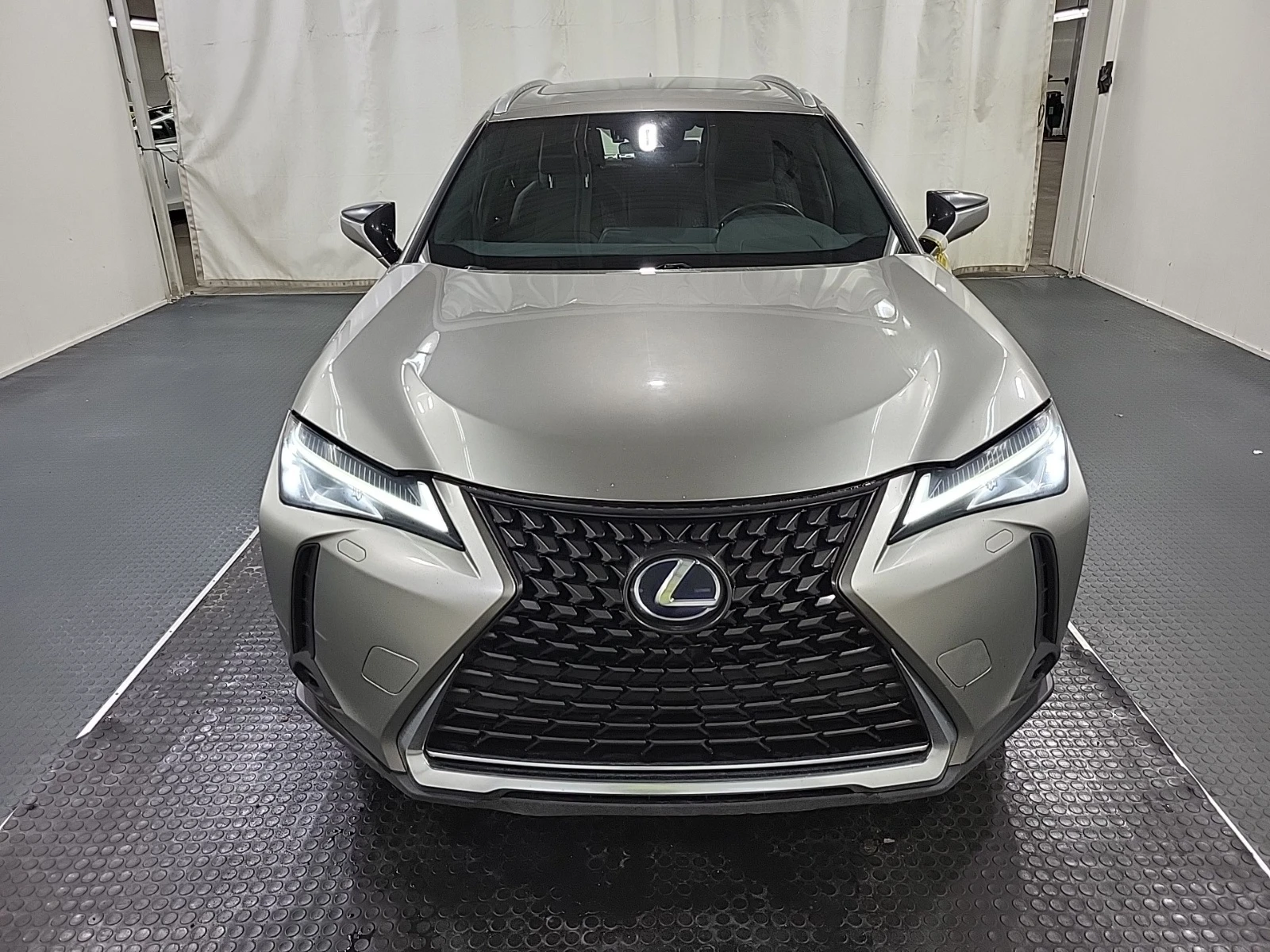 Lexus UX 250h * * CARFAX * * ���� ������ * *  | Mobile.bg � ����������� 2
