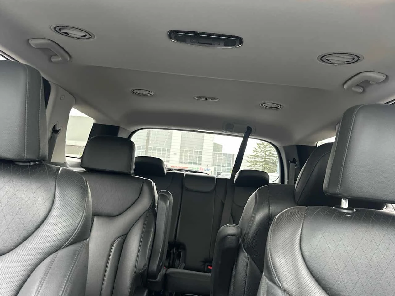 Hyundai Palisade Luxury / Harman Kardon / АВТОКРЕДИТ , снимка 10 - Автомобили и джипове - 54964063