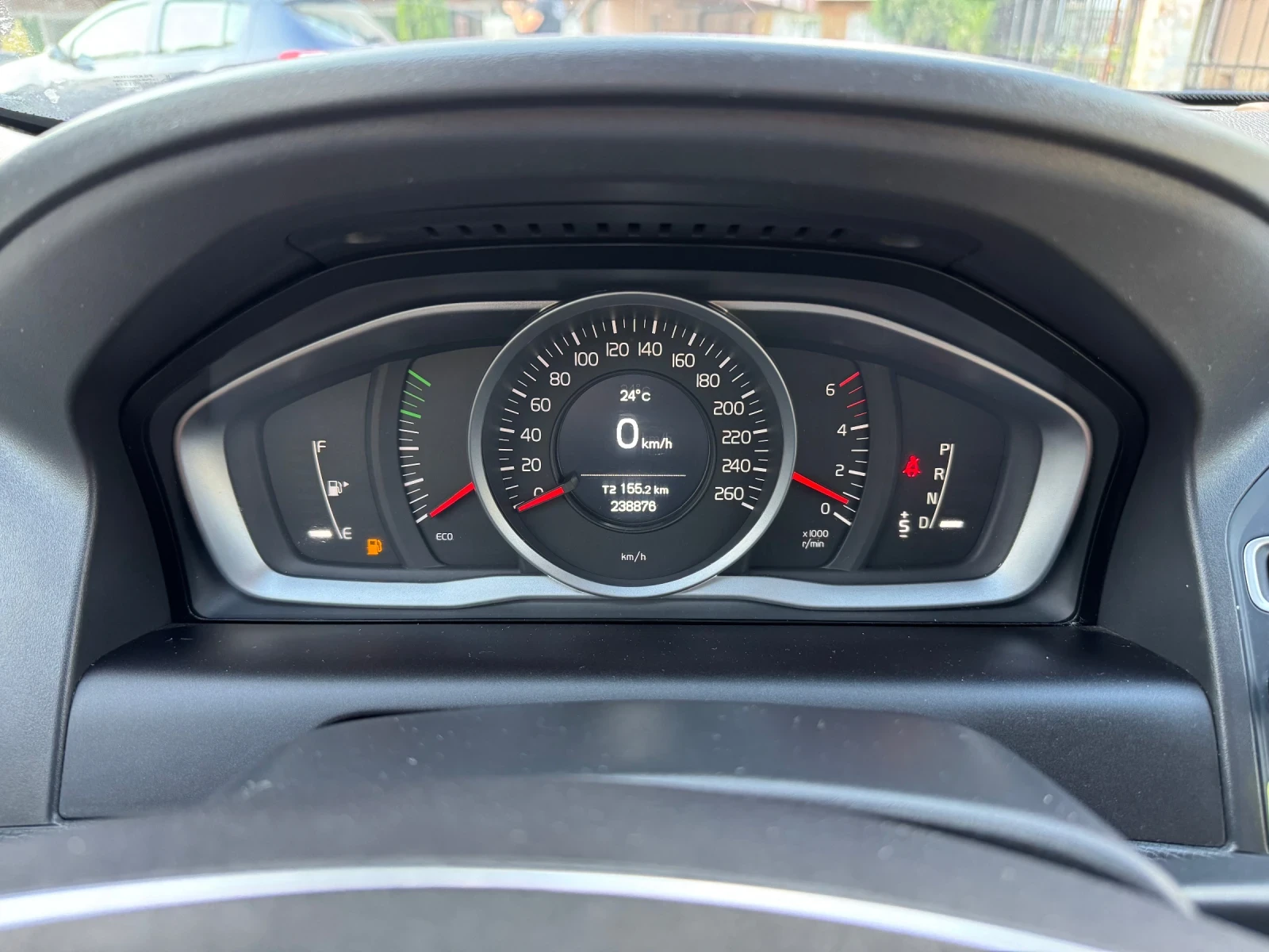 Volvo XC60 2.4D, 181к.с. , снимка 10 - Автомобили и джипове - 55439184