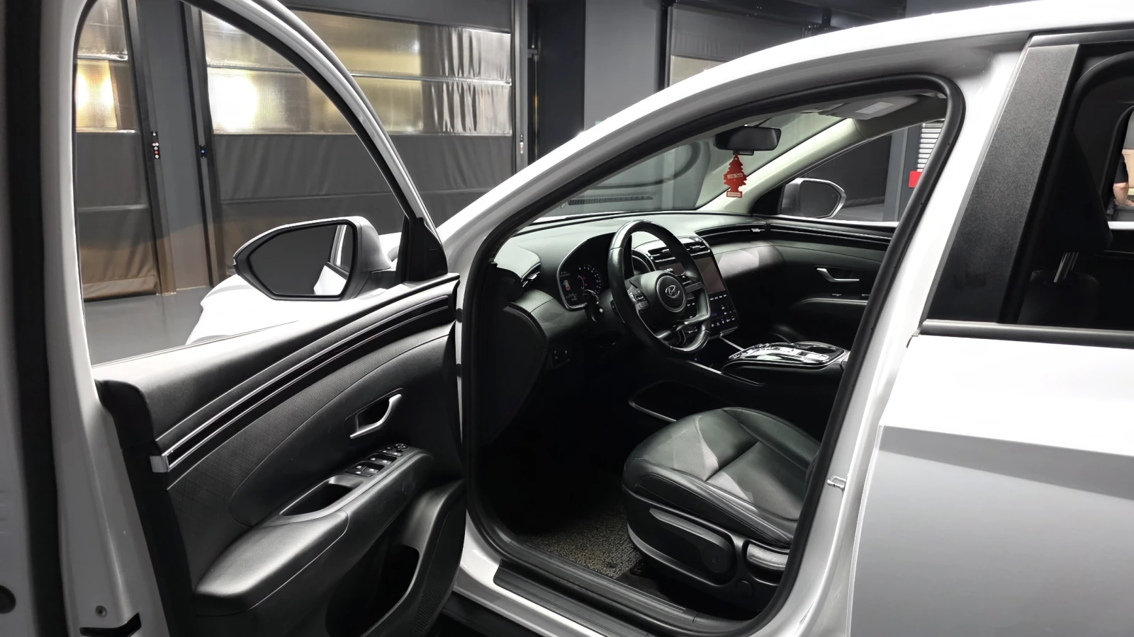Hyundai Tucson 1.6T Modern* BLIND SPOT* КРАЙНА ЦЕНА, снимка 10 - Автомобили и джипове - 55594488