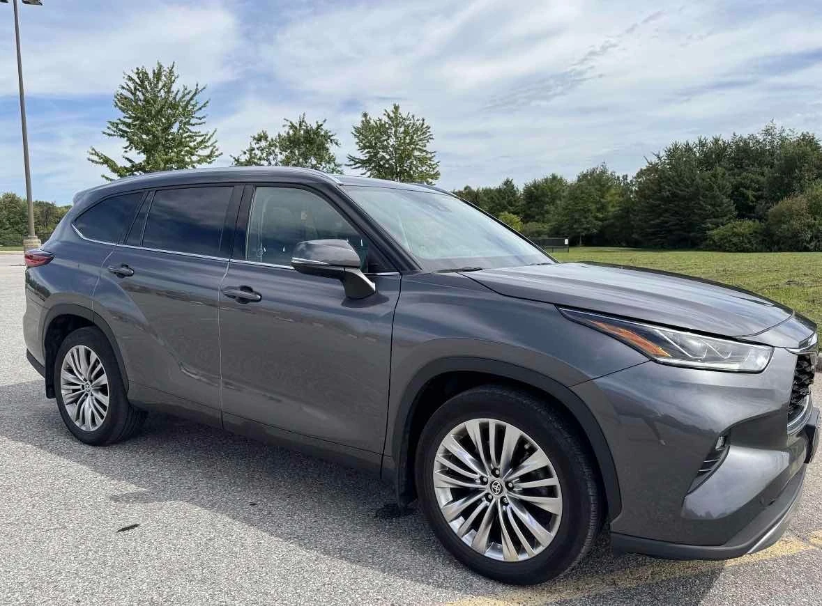 Toyota Highlander * Limited AWD * АВТОКРЕДИТ БЕЗ ПЪРВОНАЧАЛНА ВНОСКА, снимка 3 - Автомобили и джипове - 56070342
