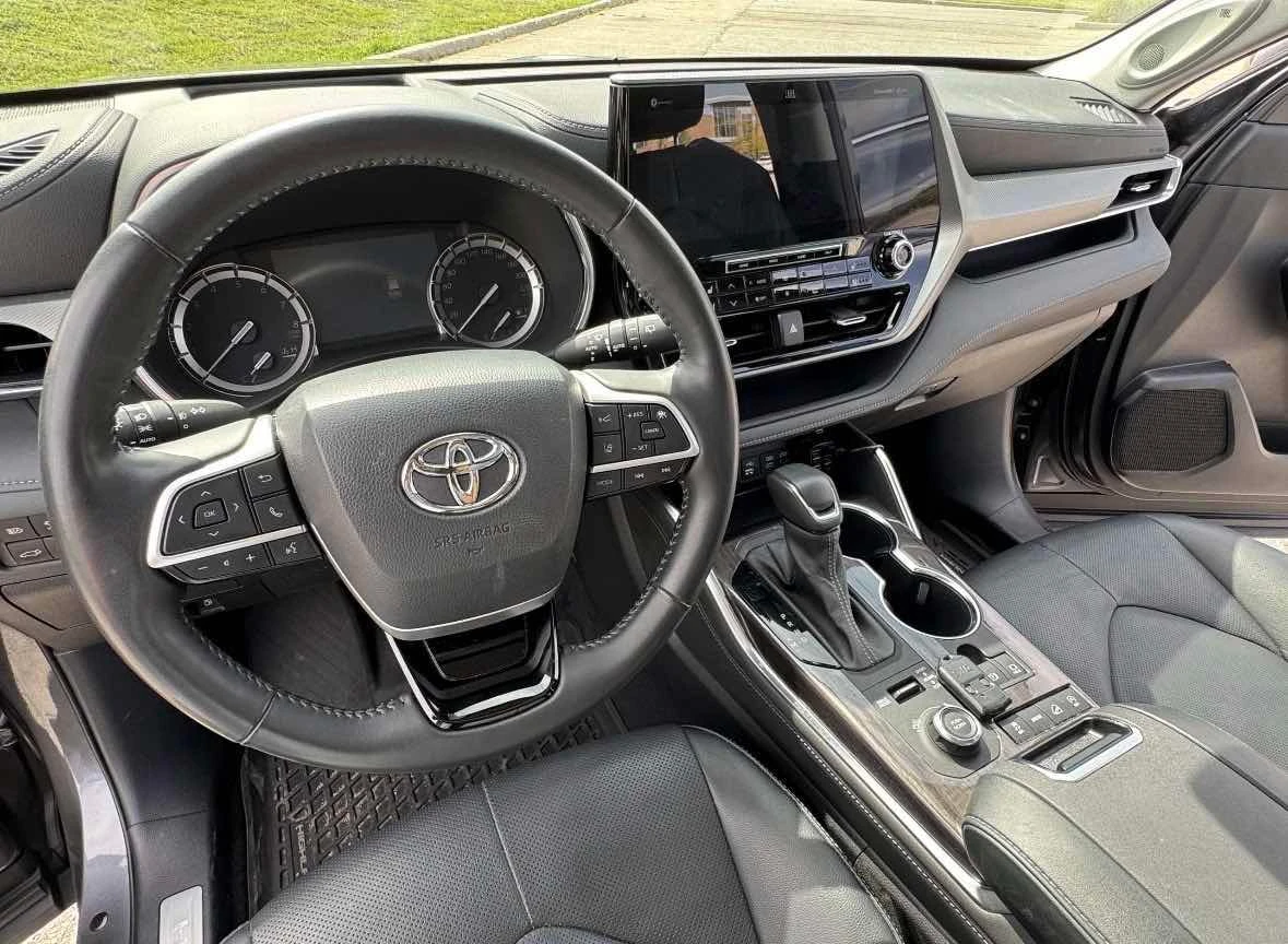 Toyota Highlander * Limited AWD * АВТОКРЕДИТ БЕЗ ПЪРВОНАЧАЛНА ВНОСКА, снимка 5 - Автомобили и джипове - 56070342