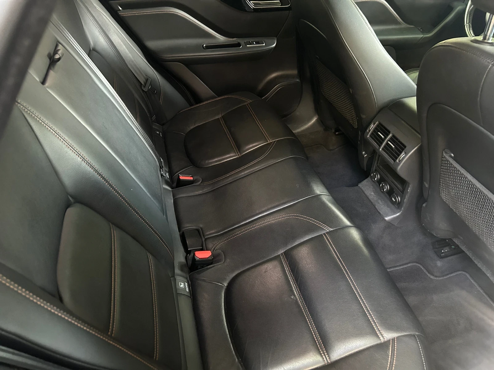 Jaguar F-PACE, снимка 12 - Автомобили и джипове - 56192353