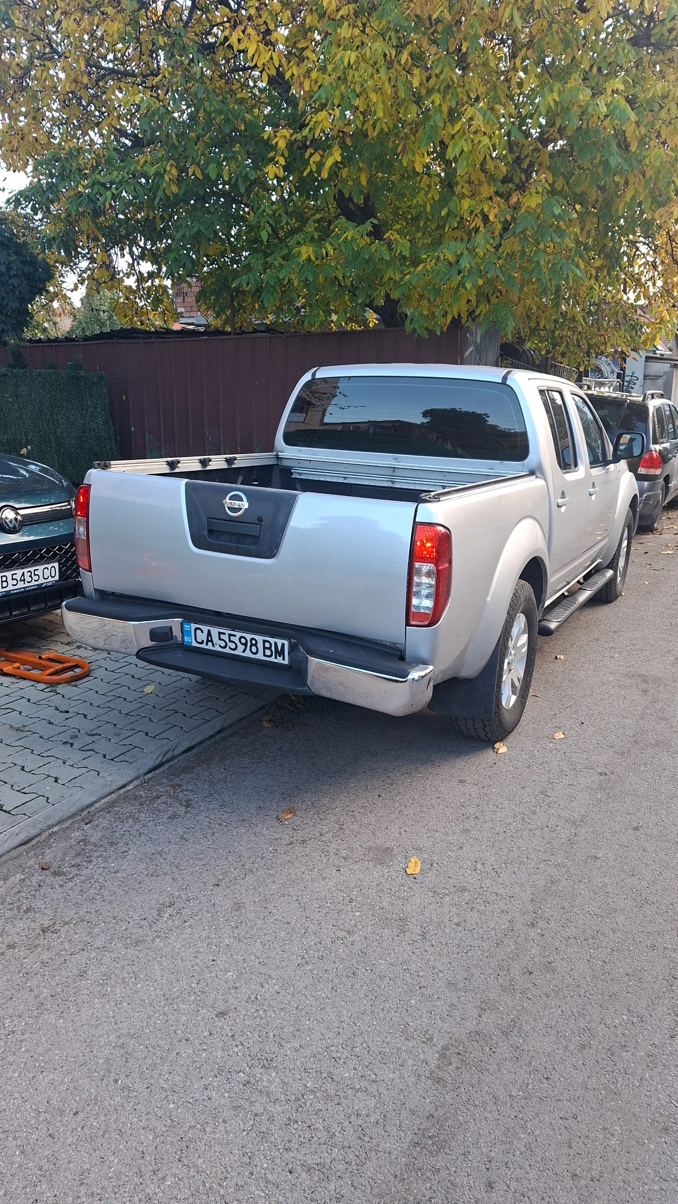Nissan Navara 2.5 dci, снимка 3 - Автомобили и джипове - 56657023