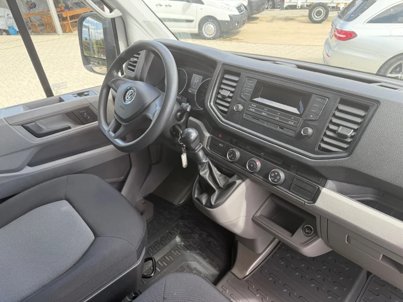 VW Crafter 2.0TDI 177к.с. 4.80м. 3-щори Клима Euro 6b, снимка 11 - Бусове и автобуси - 50448260