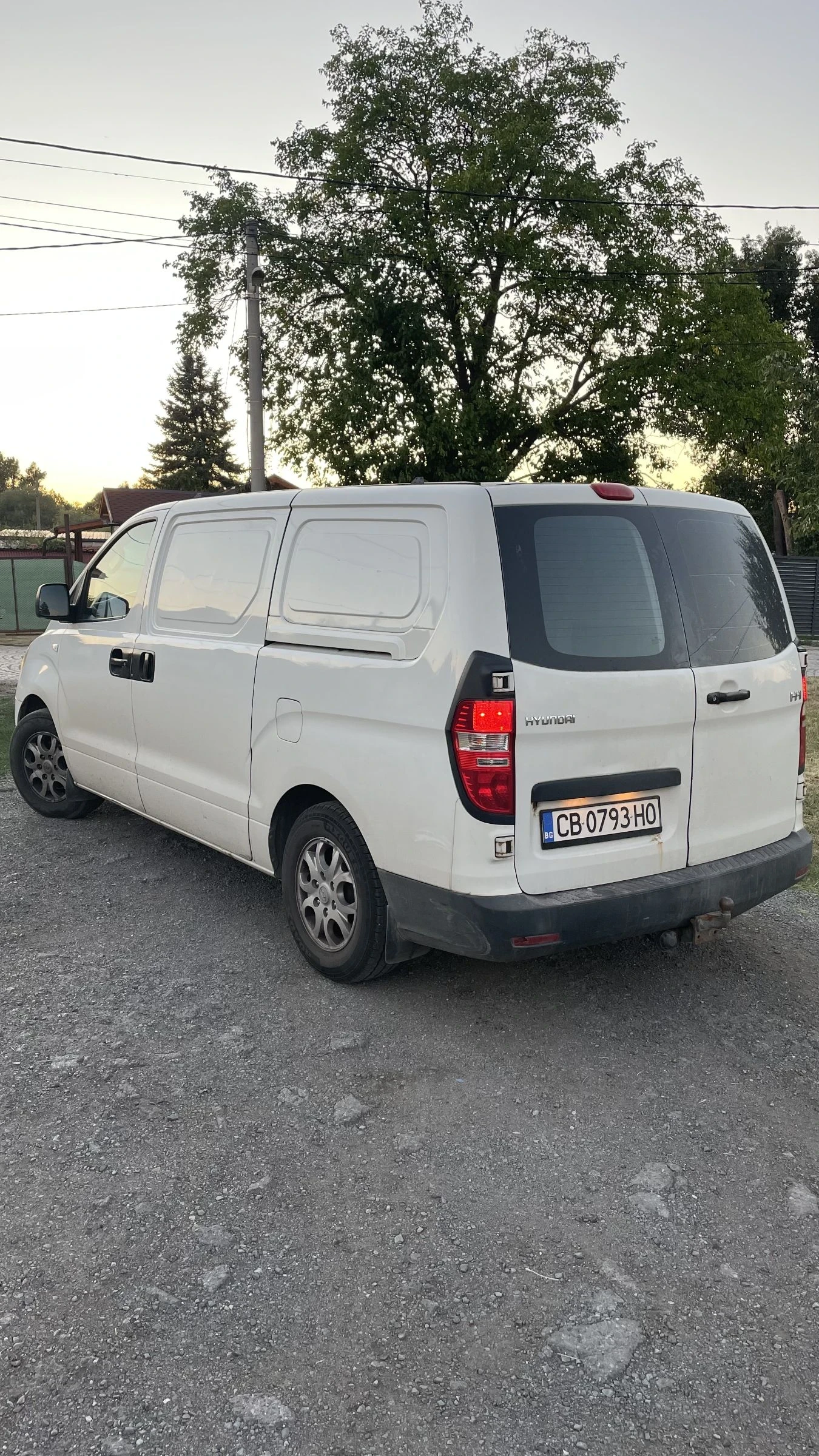 Hyundai H1 2.5crdi, снимка 4 - Бусове и автобуси - 54231327