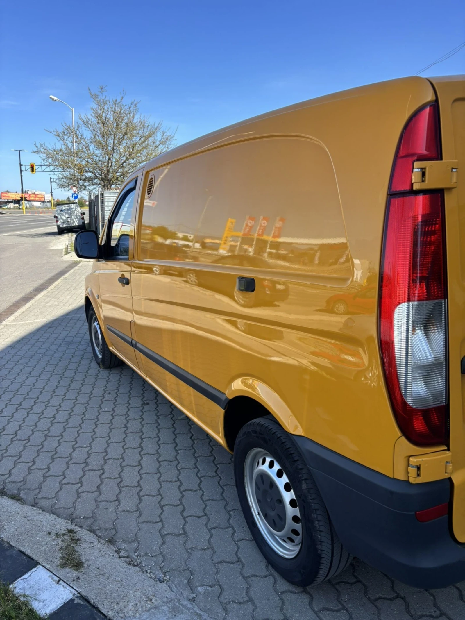 Mercedes-Benz V 109, снимка 7 - Бусове и автобуси - 54336019