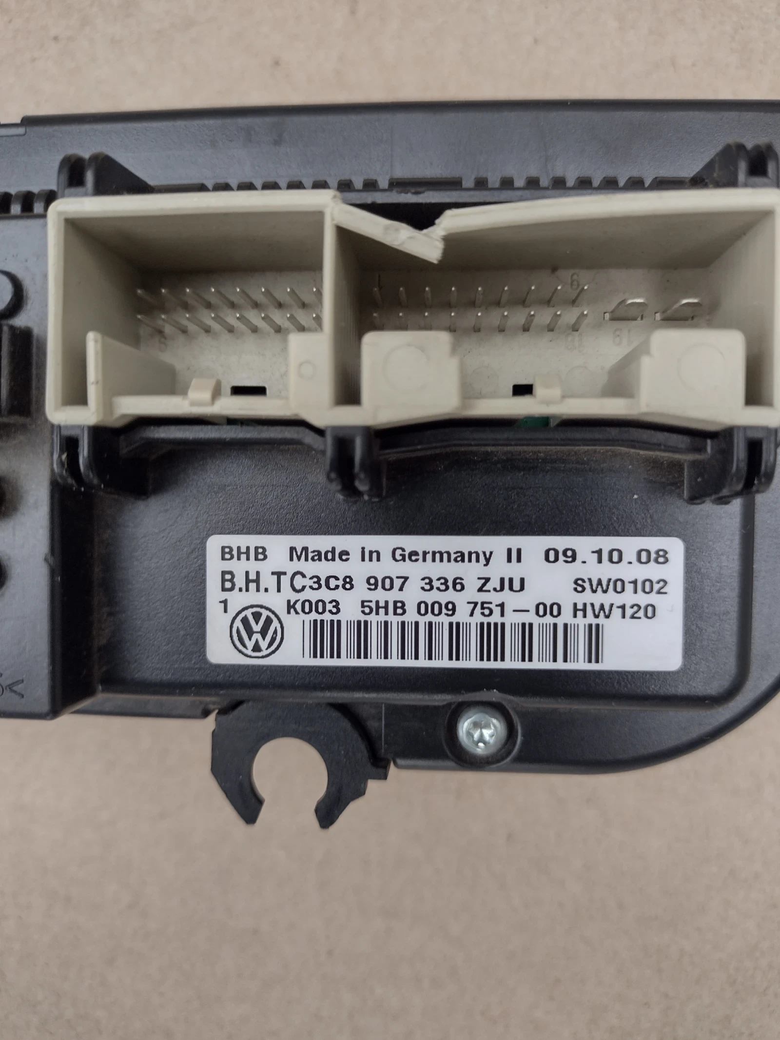 3C8907336ZJU ����� �������� VW GOLF VI,  PASSAT B7   5HB009751-00 | Mobile.bg � ����������� 2