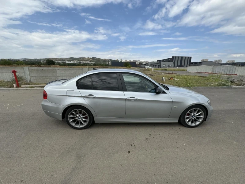 BMW 320, снимка 2 - Автомобили и джипове - 47880501