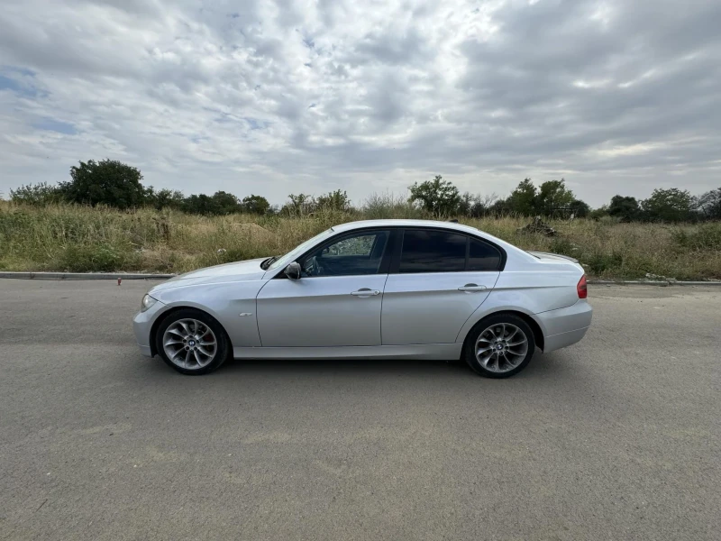 BMW 320, снимка 1 - Автомобили и джипове - 47880501