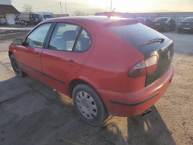 Seat Leon 1.4, снимка 4 - Автомобили и джипове - 48575066