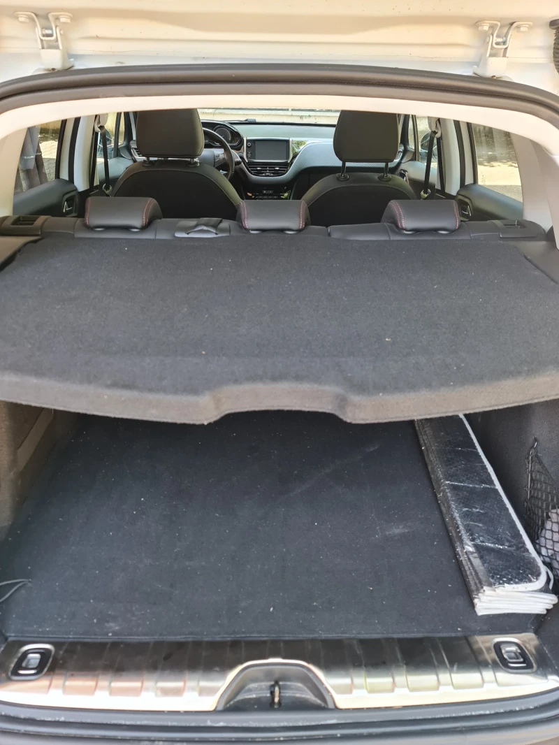 Peugeot 2008 Gt line , снимка 6 - Автомобили и джипове - 51610082