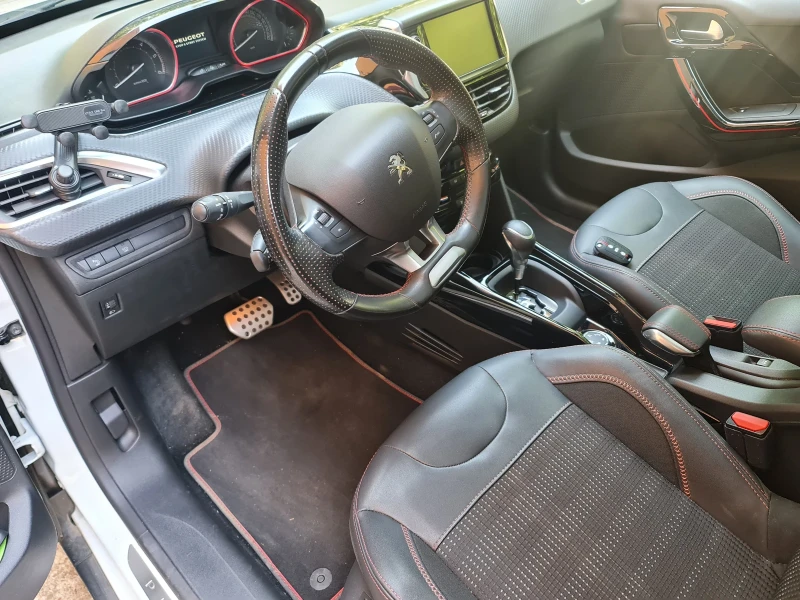 Peugeot 2008 Gt line , снимка 12 - Автомобили и джипове - 51610082