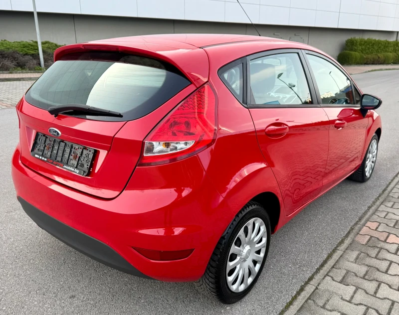 Ford Fiesta 1.6 TDCi/95kc/Серв.история/EURO 5B, снимка 4 - Автомобили и джипове - 49924803