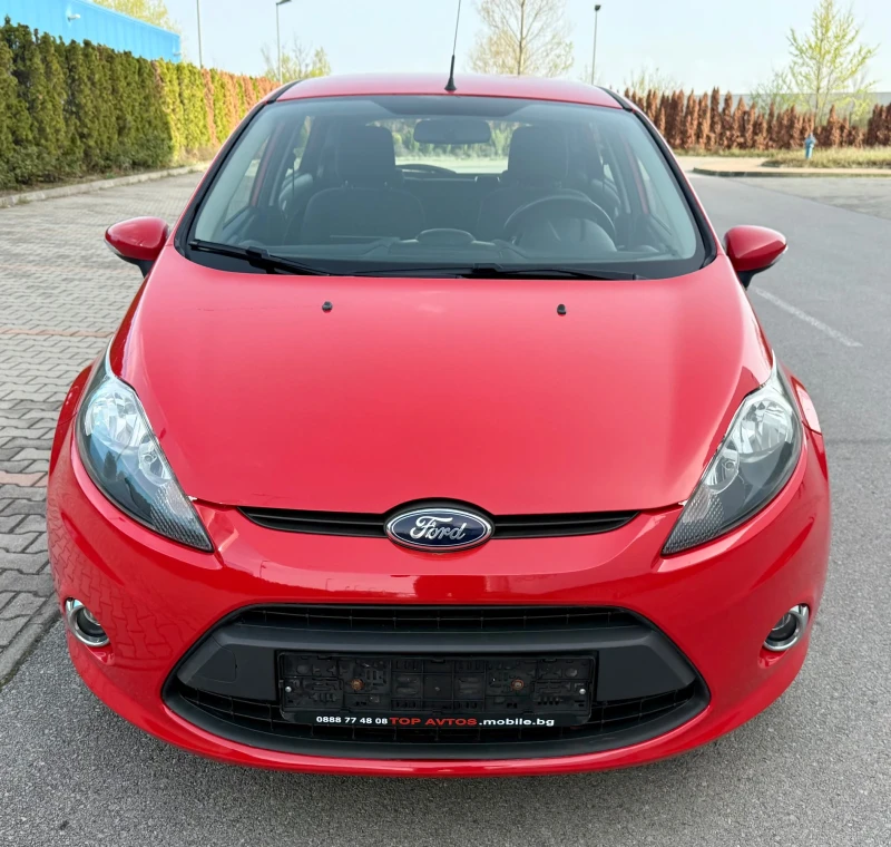 Ford Fiesta 1.6 TDCi/95kc/Серв.история/EURO 5B, снимка 2 - Автомобили и джипове - 49924803