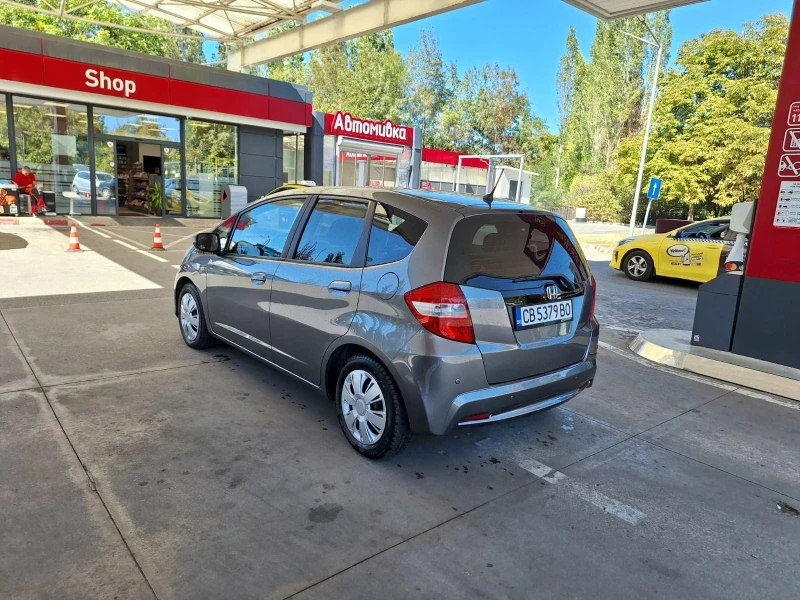 Honda Jazz, снимка 3 - Автомобили и джипове - 52217629