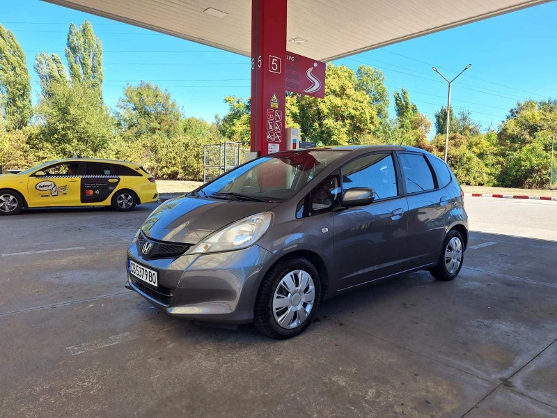 Honda Jazz, снимка 8 - Автомобили и джипове - 52217629