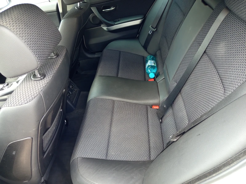 BMW 330 Е91, снимка 8 - Автомобили и джипове - 51932715