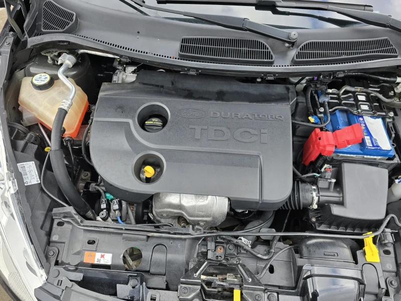 Ford Fiesta 1.4TDCI, снимка 14 - Автомобили и джипове - 51938462