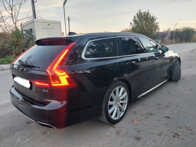 Volvo V90, снимка 4 - Автомобили и джипове - 52258472