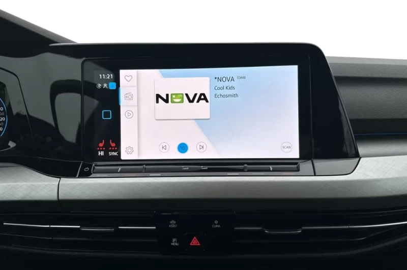 VW Golf Golf 8 2.0 TDI 115ps DSG, снимка 9 - Автомобили и джипове - 52677535