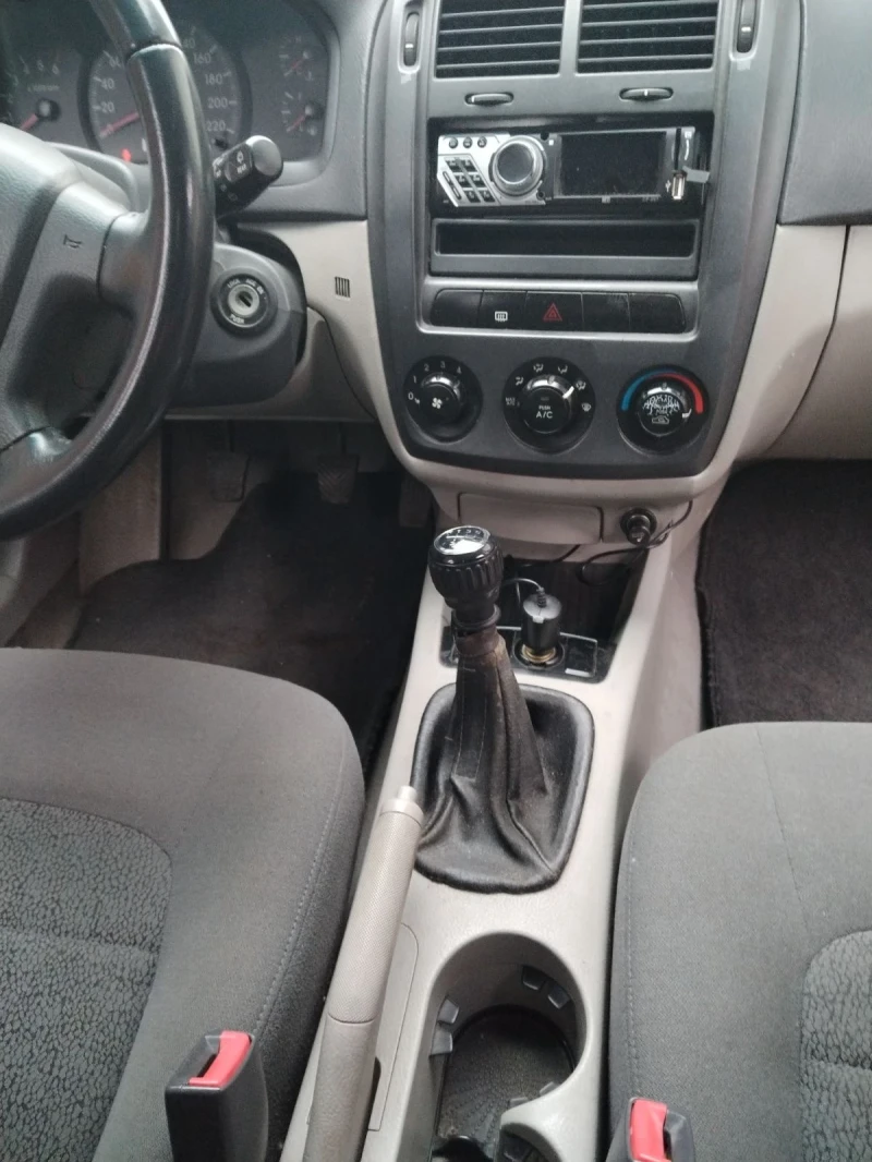 Kia Cerato, снимка 8 - Автомобили и джипове - 52680248