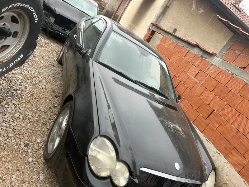 Mercedes-Benz C 220 150kc, снимка 4 - Автомобили и джипове - 52907236