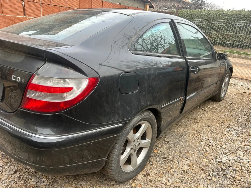 Mercedes-Benz C 220 150kc, снимка 2 - Автомобили и джипове - 52907236