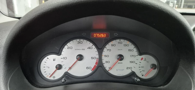 Peugeot 206 Peugeot 206 sw 1.4hdi, снимка 8 - Автомобили и джипове - 53155786