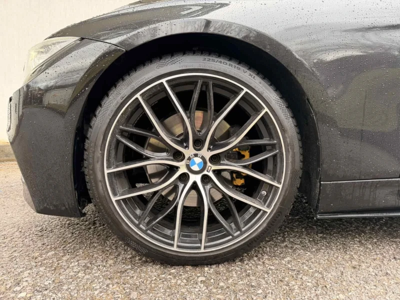 BMW 330 d / M-OPTIC / 500+ , снимка 16 - Автомобили и джипове - 53433088