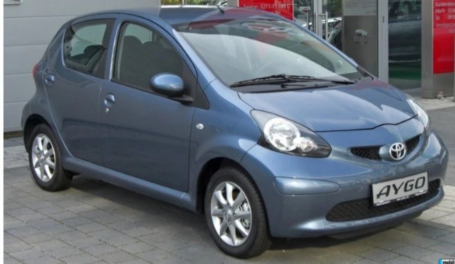 Toyota Aygo, снимка 9 - Автомобили и джипове - 44051961